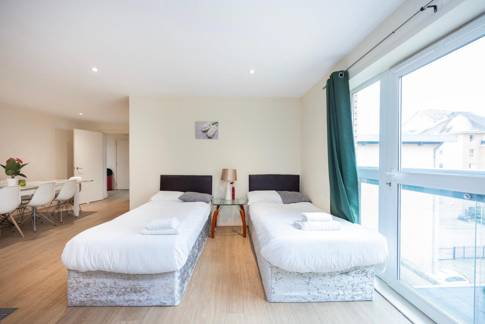 Heads On Bed - Docklands Canary Wharf Excel Appartamento